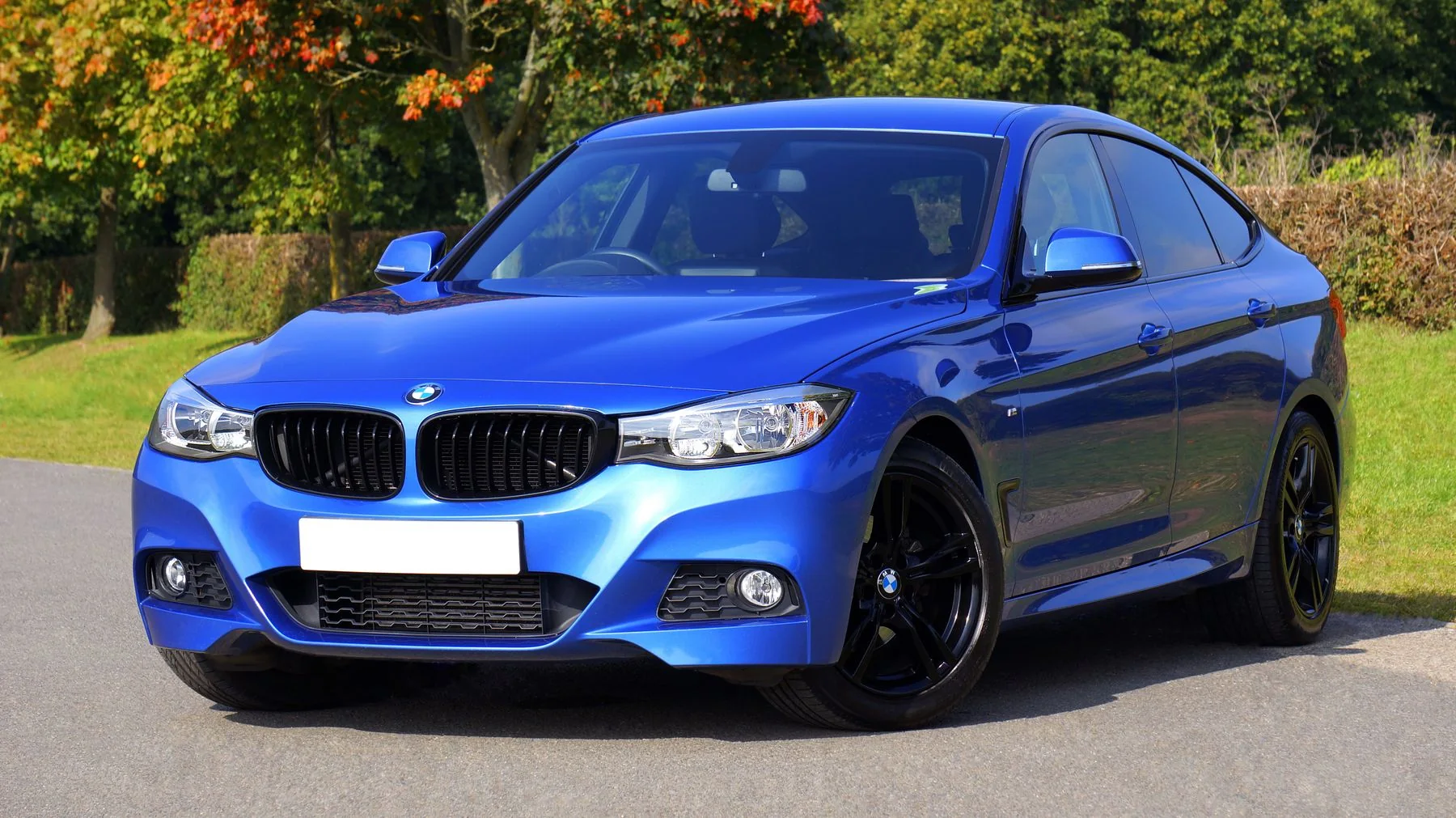 Blauwe auto als inspiratie voor een uitgesproken kleur